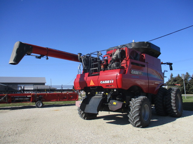2016 Case IH 7240 Combine
