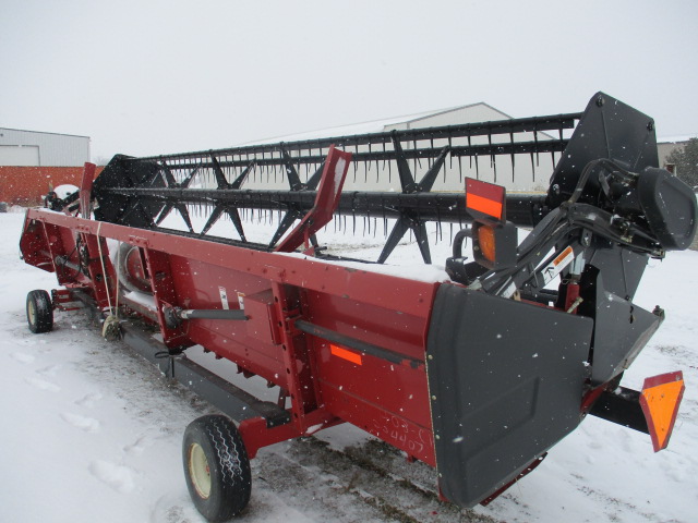 2004 Case IH 1020-25F Header Combine