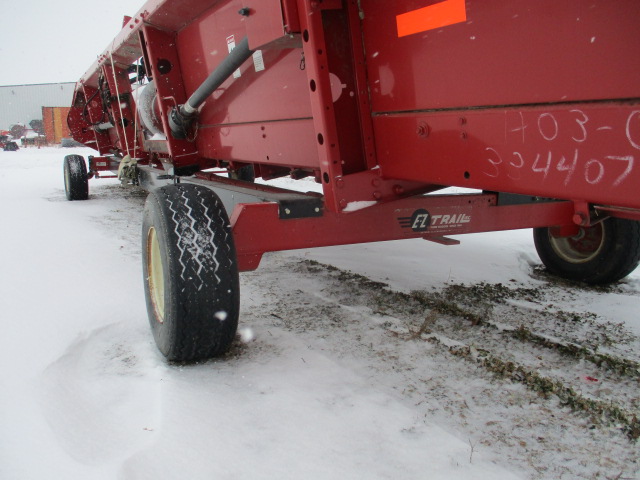 E-Z Trail EZ 672 Header Transport