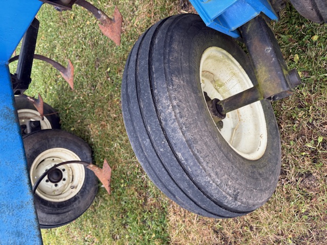 DMI Tigermate Field Cultivator