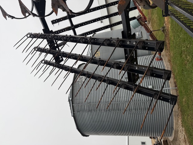 DMI Tigermate Field Cultivator