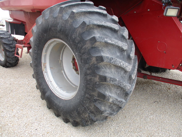 1998 Case IH 2388 Combine
