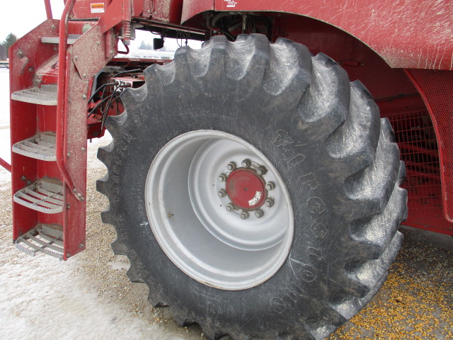 1998 Case IH 2388 Combine