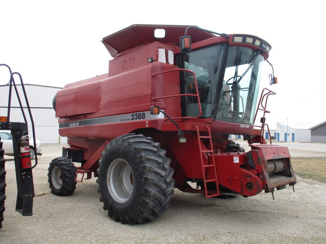 1998 Case IH 2388 Combine
