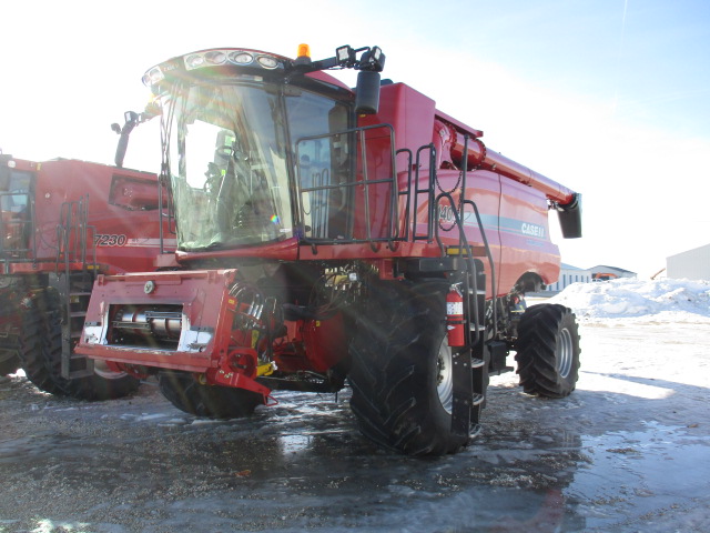 2016 Case IH 6140 Combine