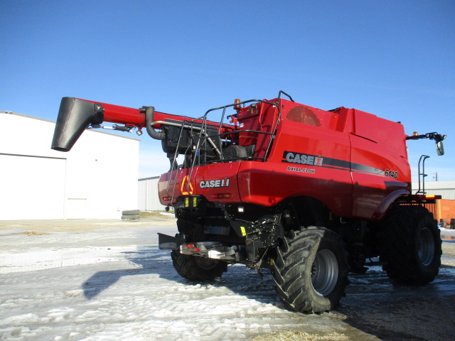 2016 Case IH 6140 Combine