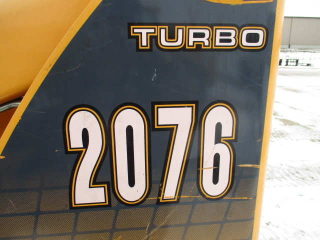 2004 Mustang Mfg. 2076 Skid Steer Loader