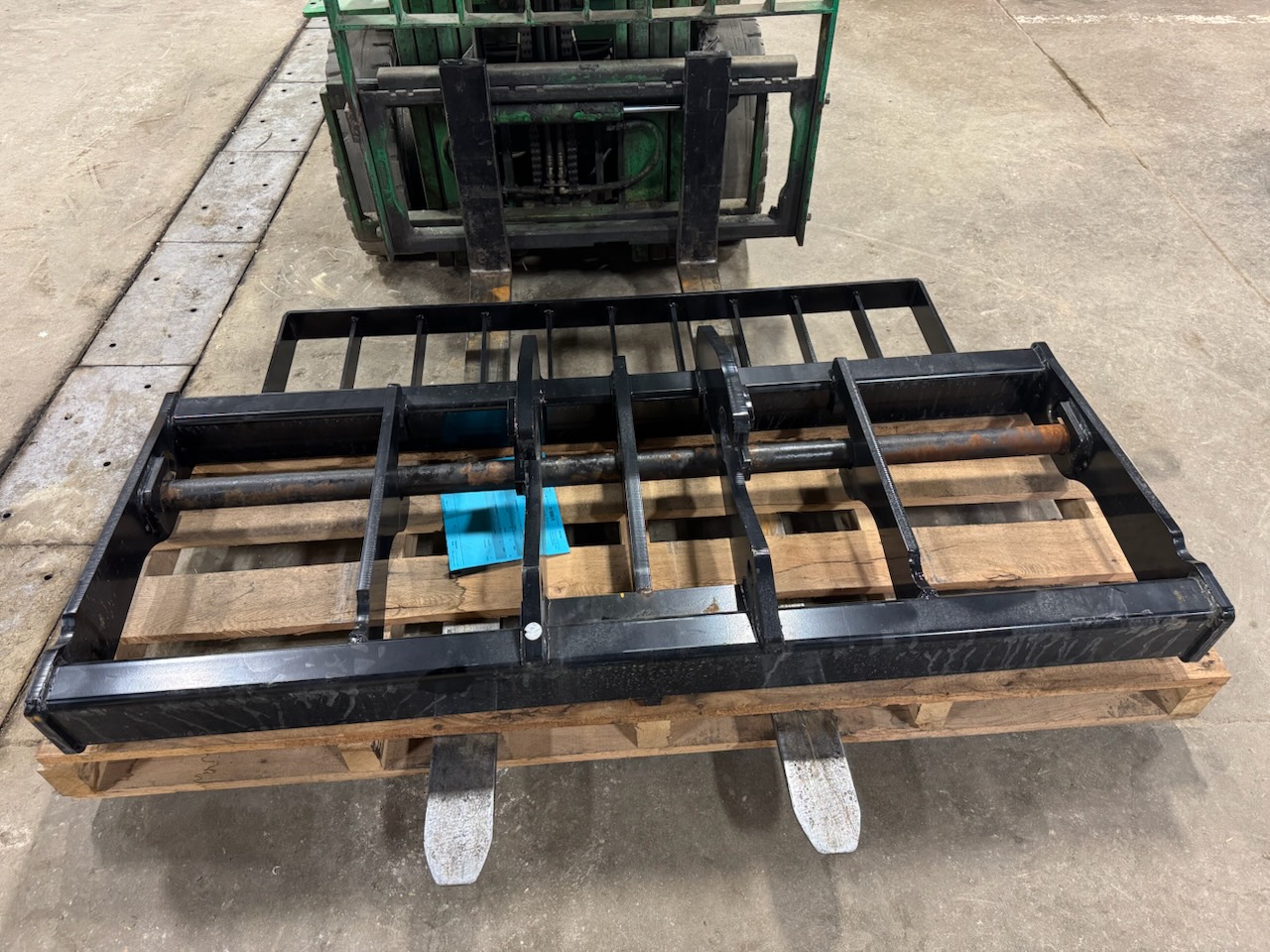 2025 JCB 332/E8917 Attachments