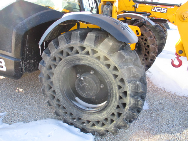 2021 JCB 509-42 TeleHandler
