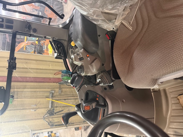 2021 Case IH MAXXUM 125 ACTIVEDRIVE4 ST5 Tractor