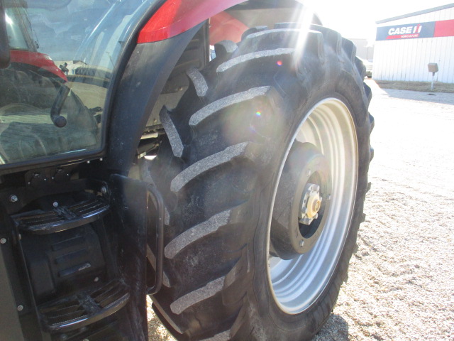 2021 Case IH MAXXUM 125 ACTIVEDRIVE4 ST5 Tractor