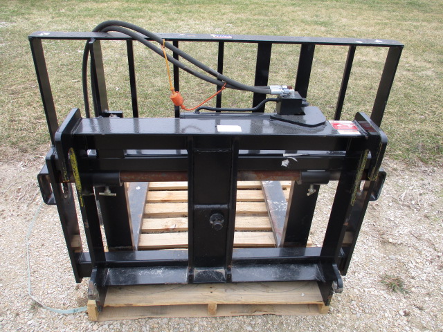 2025 JCB 330/71421 JCB 48" Wide Side Tilt Carriage 2 1/4" f Pallet Fork