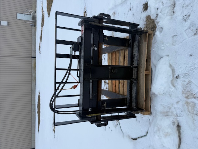 2025 JCB 330/71421 JCB 48" Wide Side Tilt Carriage 2 1/4" f Pallet Fork