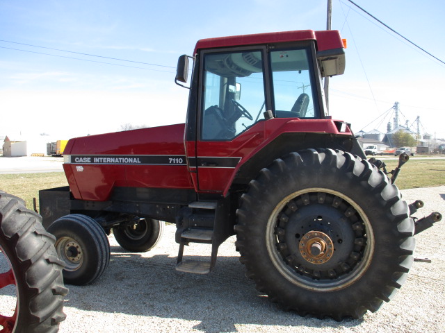 1990 Case IH 7110 Tractor