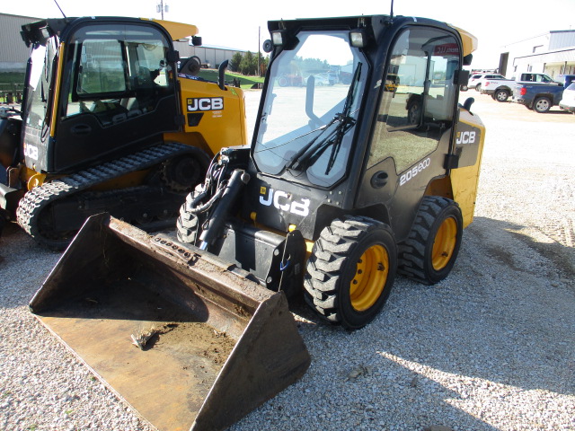 2013 JCB 205 Skid Steer Loader