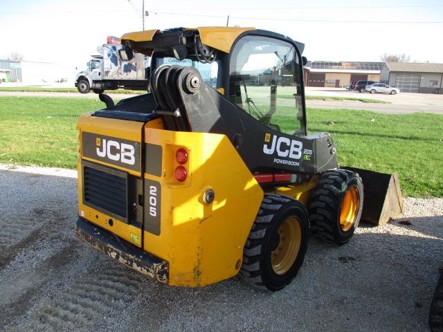 2013 JCB 205 Skid Steer Loader