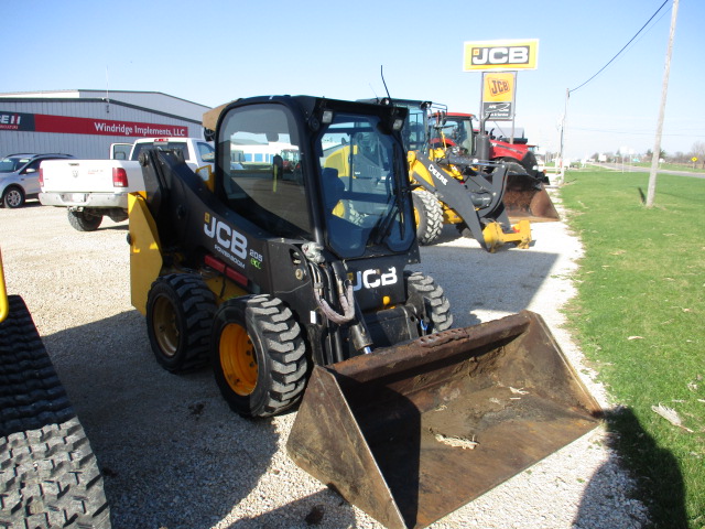 2013 JCB 205 Skid Steer Loader