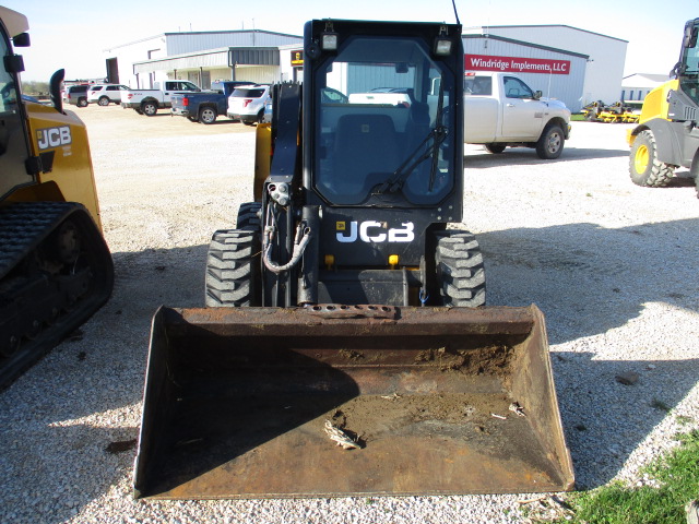 2013 JCB 205 Skid Steer Loader