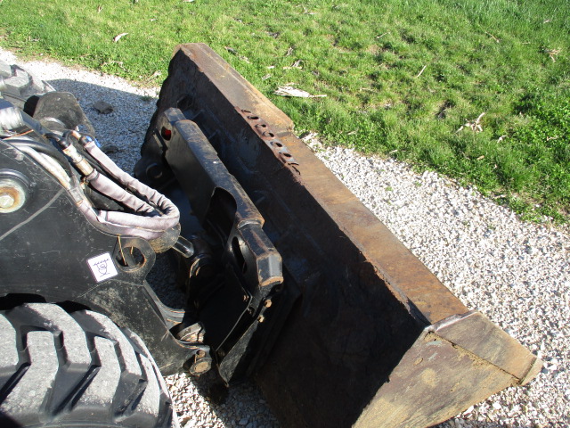 2013 JCB 205 Skid Steer Loader
