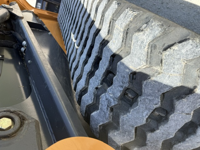 2022 Case TV370B Compact Track Loader