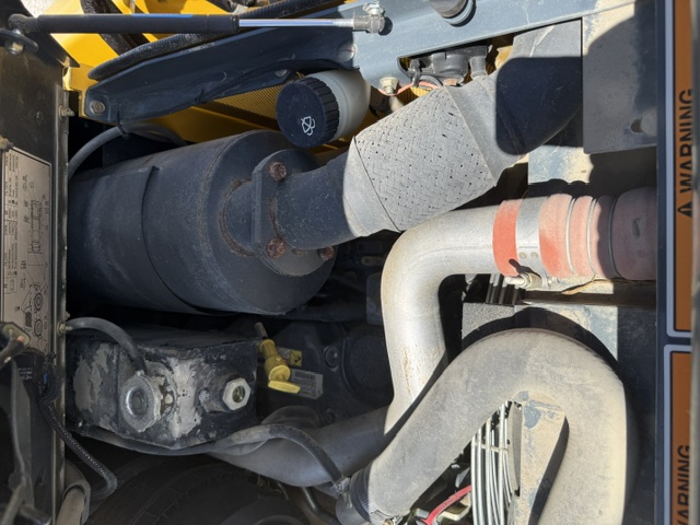 2015 Gehl V400 Skid Steer Loader