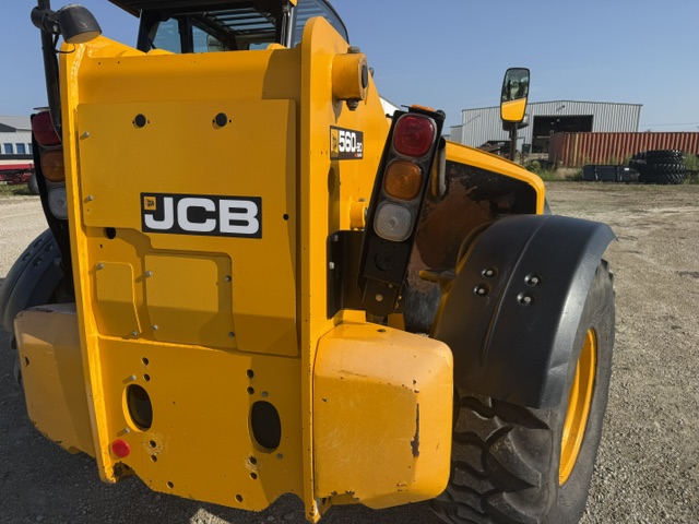 2017 JCB 560-80 Agri Super TeleHandler