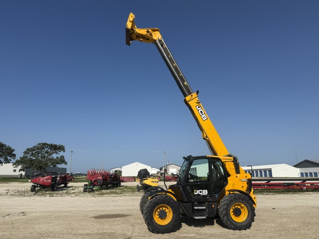 2017 JCB 560-80 Agri Super TeleHandler