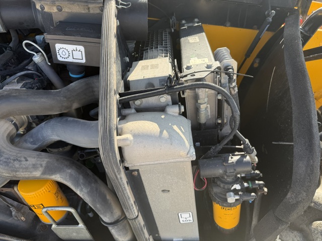 2017 JCB 560-80 Agri Super TeleHandler