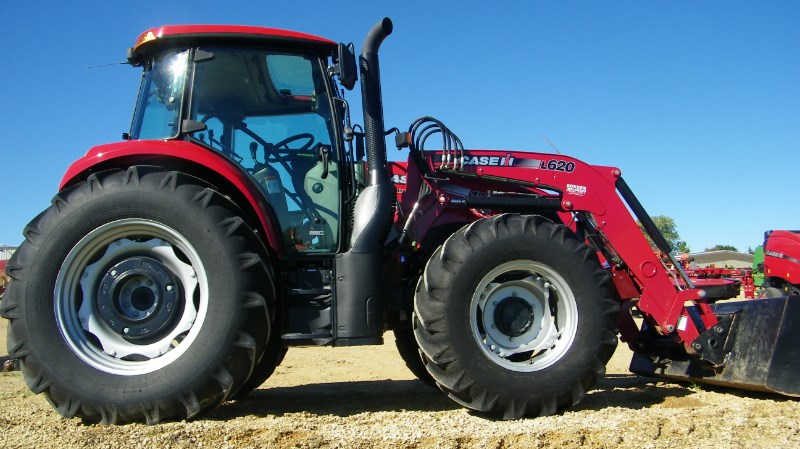 2017 Case IH FARMALL 120C Tractor