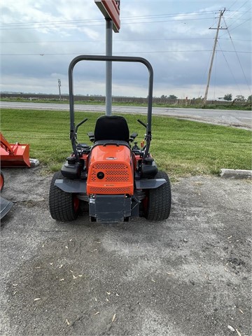 2019 Kubota ZD1211 Mower/Zero Turn