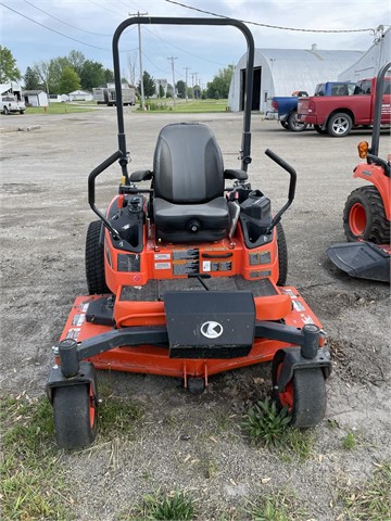 2019 Kubota ZD1211 Mower/Zero Turn