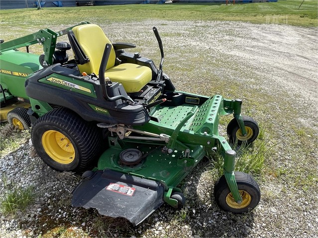 2015 John Deere Z930M Mower/Zero Turn