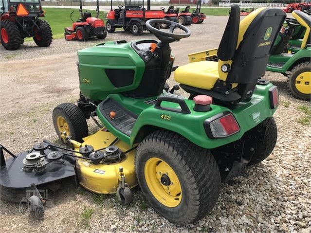 2013 John Deere X754 Garden Tractor