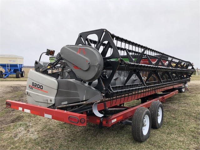 2012 Gleaner 8200-30 Header Flex