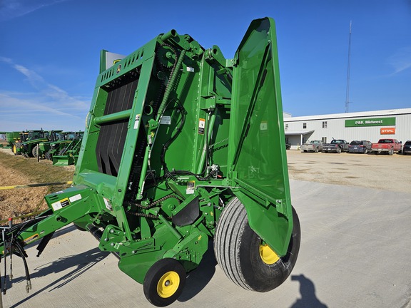 2020 John Deere 560M Baler/Round