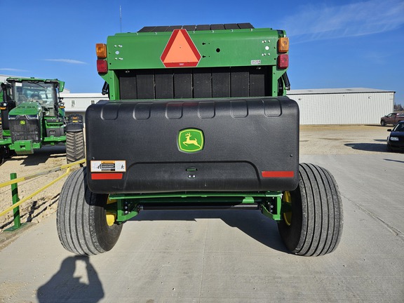 2020 John Deere 560M Baler/Round