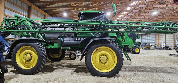 2022 John Deere 612R Sprayer/High Clearance