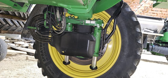 2022 John Deere 612R Sprayer/High Clearance