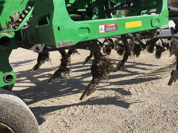 2015 John Deere 2730 Disk Ripper