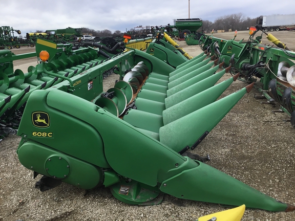 2016 John Deere 608C Header Corn Head