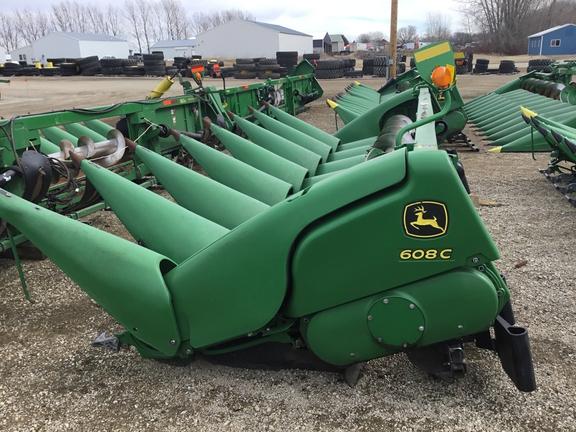 2016 John Deere 608C Header Corn Head