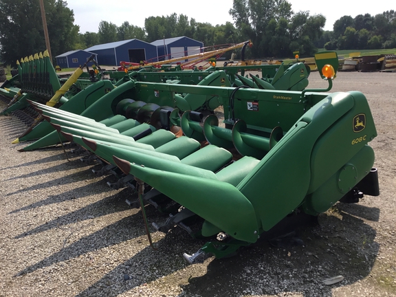 2016 John Deere 608C Header Corn Head