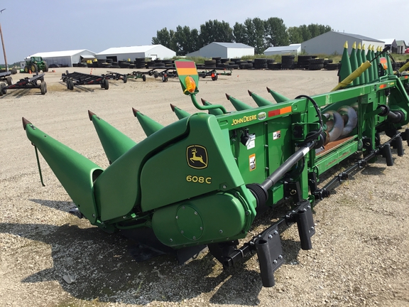 2016 John Deere 608C Header Corn Head