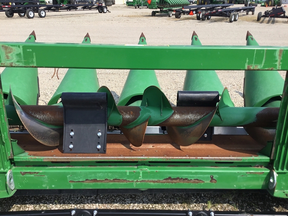 2016 John Deere 608C Header Corn Head