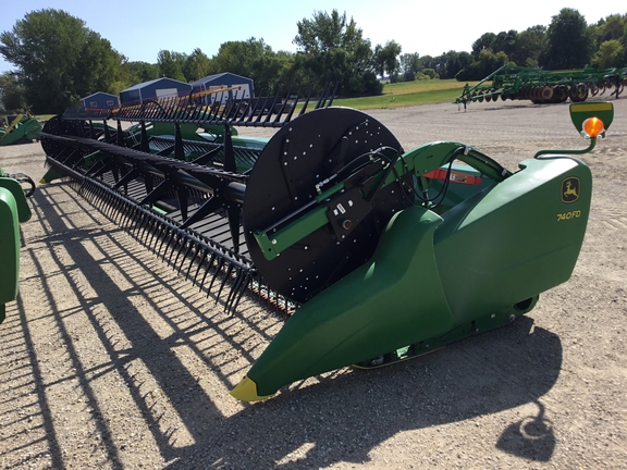 2020 John Deere 740FD Header Combine