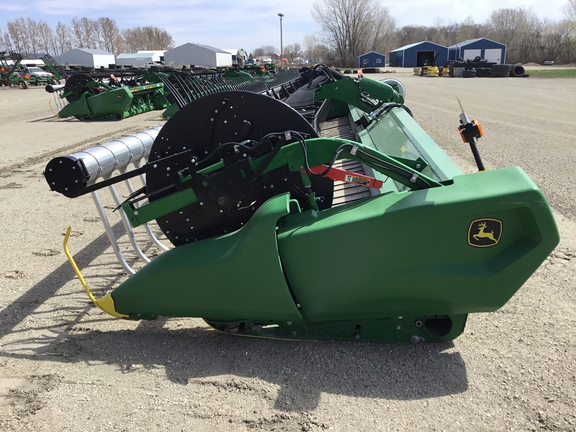 2021 John Deere RD40F Header Combine