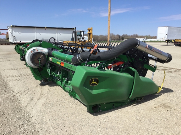 2021 John Deere RD40F Header Combine