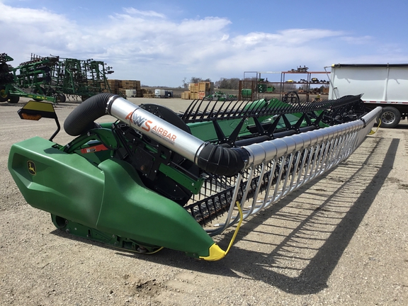 2021 John Deere RD40F Header Combine