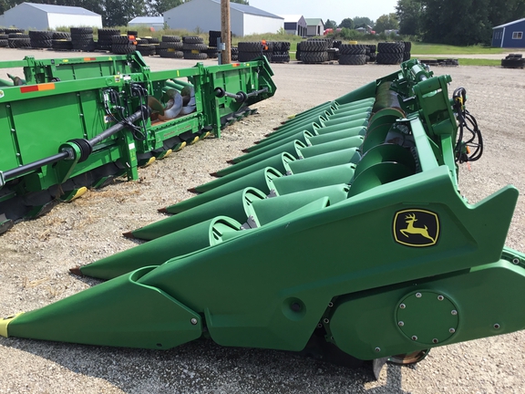 2022 John Deere C12F Header Corn Head