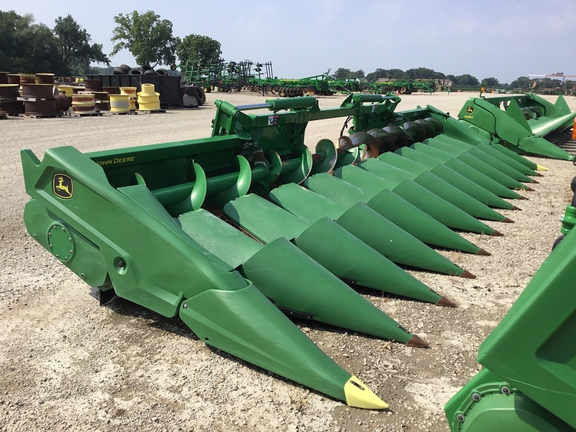 2022 John Deere C12F Header Corn Head